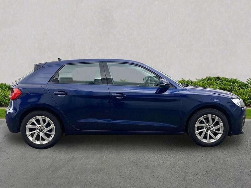 Usado Audi A1 Sport 95 HP (69 kW) 2024 Azul SUV