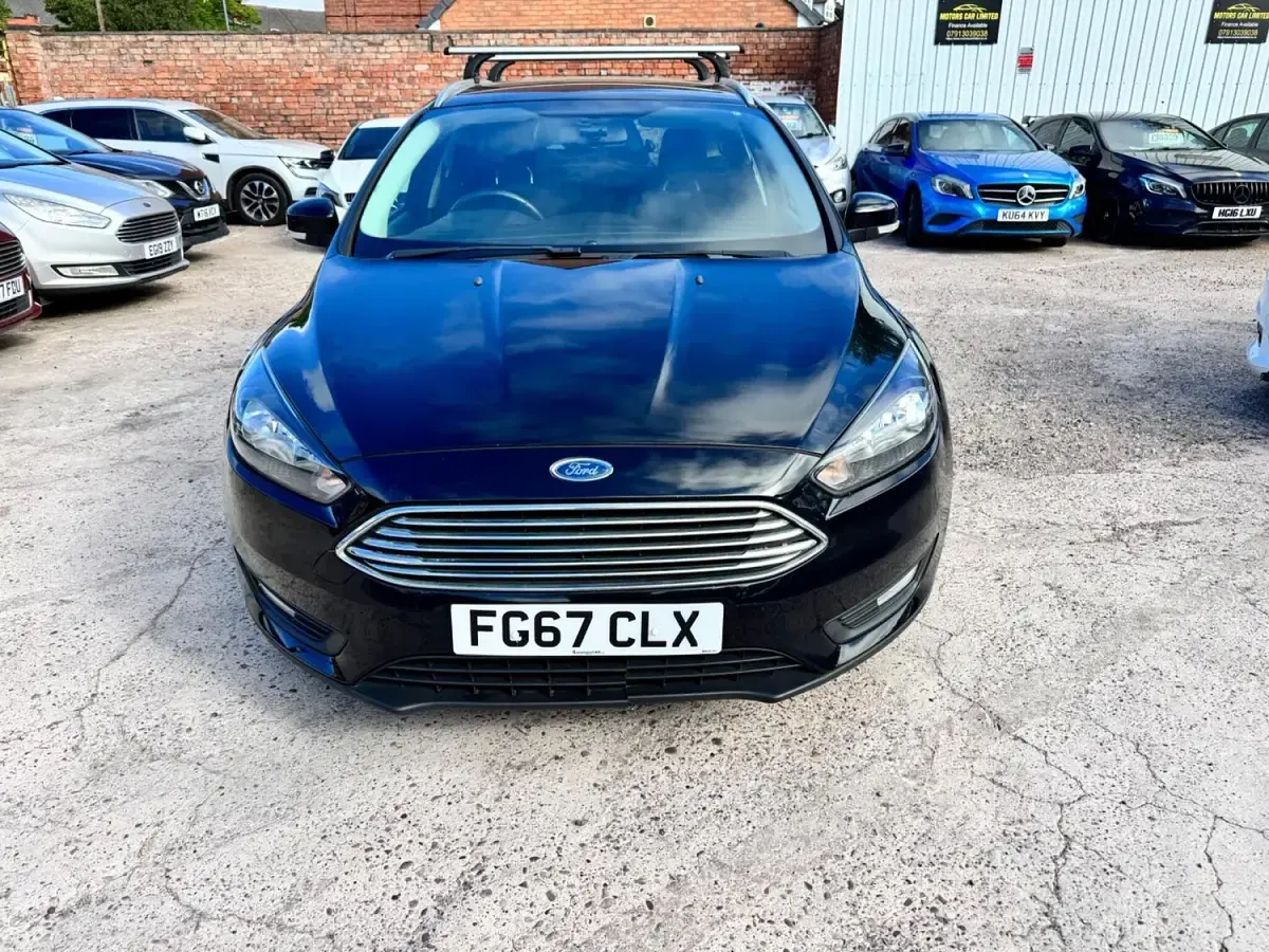 Used Ford Focus Zetec 120 HP (88 kW) 2017 Black Estate