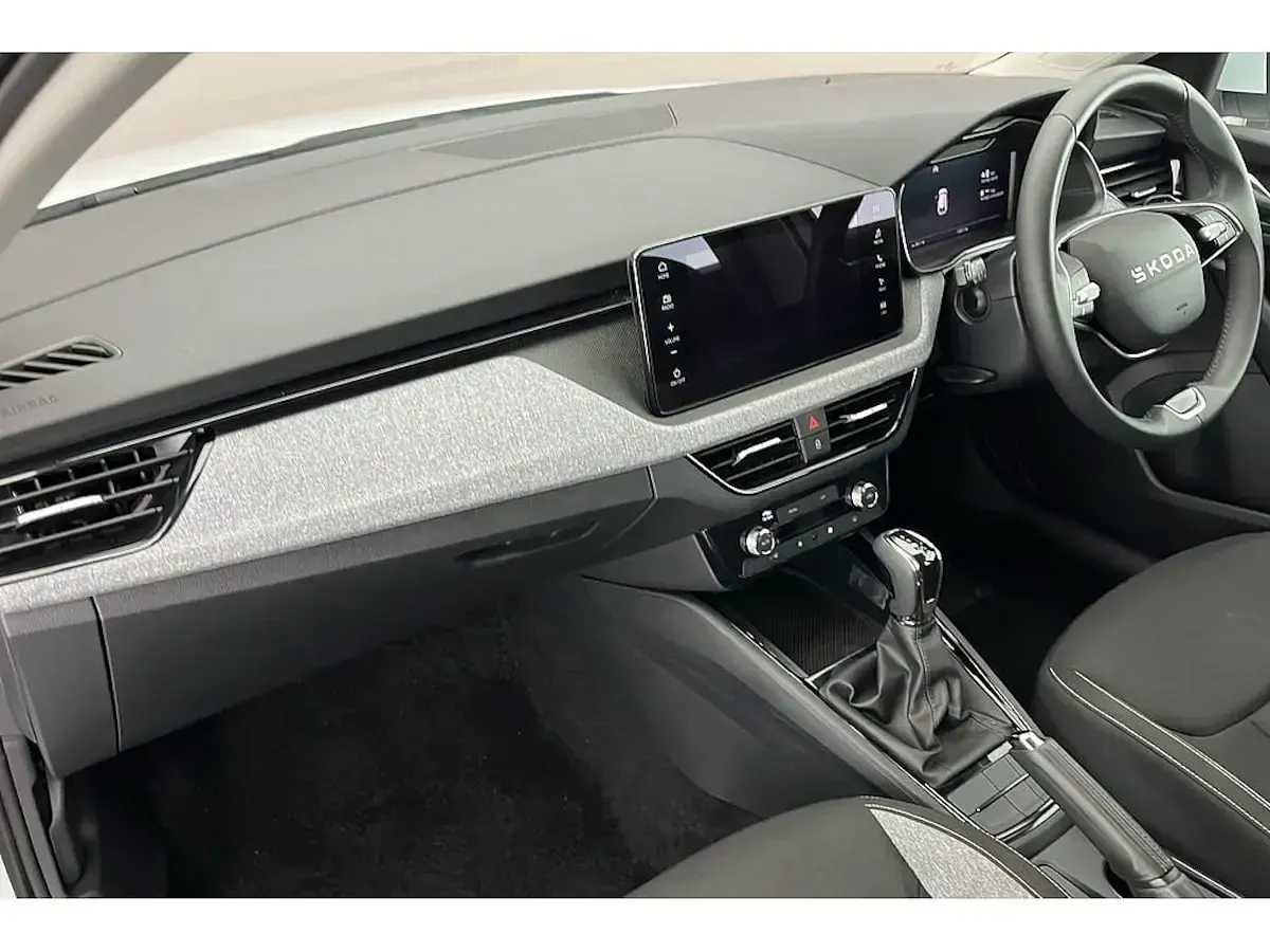 Gebraucht Skoda Scala SE 85 PS (62 kW) 2025 Weiß Kleinwagen