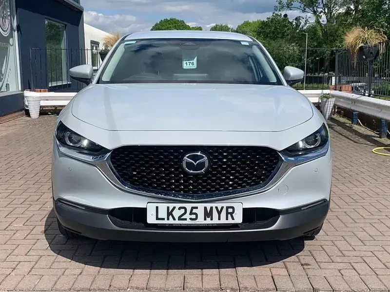 Usado Mazda CX-30 Exclusive-Line 140 CV (102 kW) 2025 Blanco SUV
