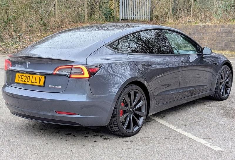Begagnad Tesla Model 3 Performance 82 kW (112 HK) 2020 Sedan