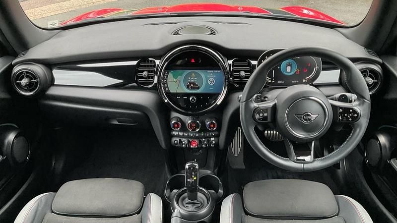 Used Mini Cooper S Hatch 176 HP (129 kW) 2022 Red Hatchback