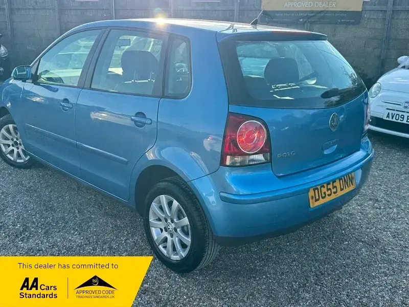 Used VW Polo SE 75 HP (55 kW) 2005 Blue Hatchback