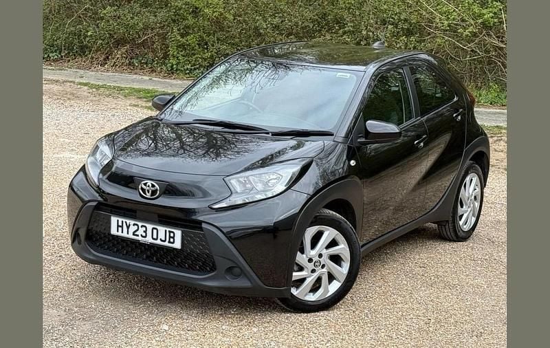 Used Toyota Aygo X PURE 72 HP (52 kW) 2023 Eclipse black SUV
