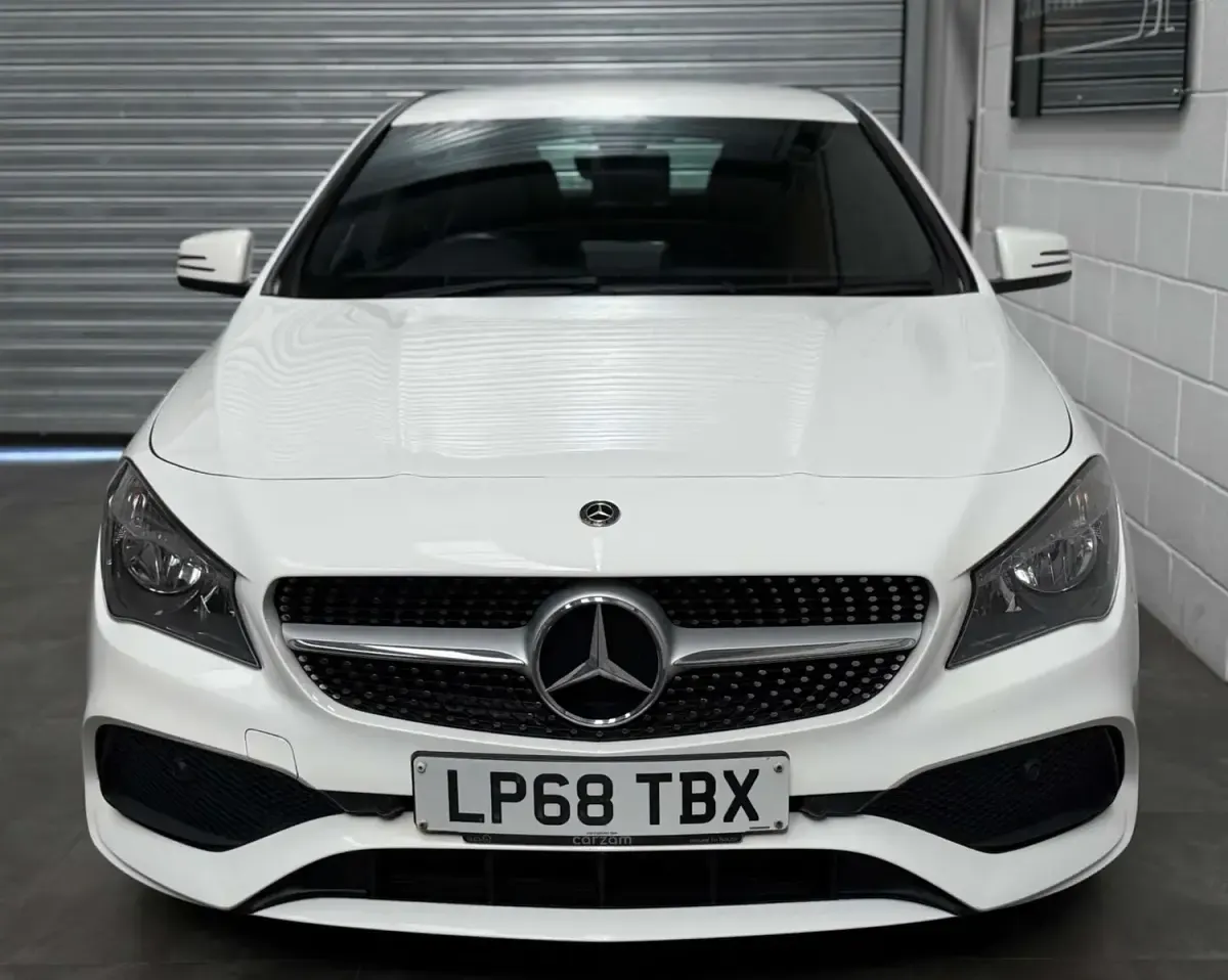 Usado Mercedes CLA180 AMG line 2018 Branco Sedan