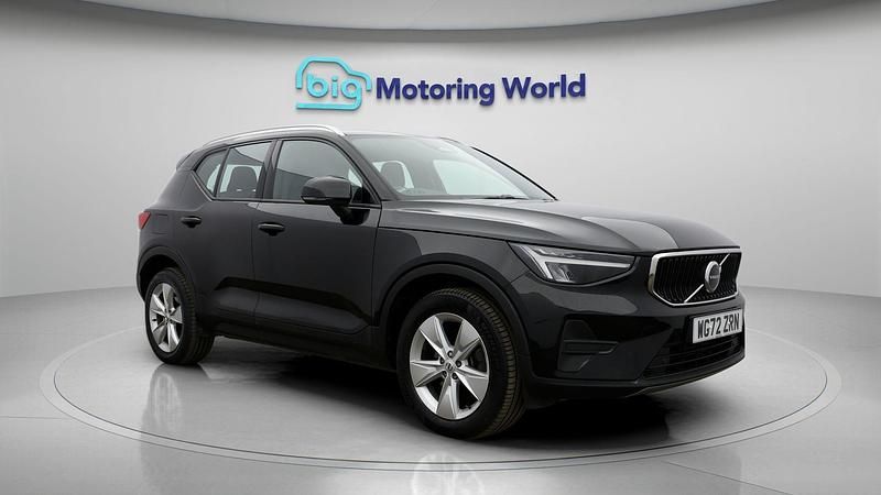 Usado Volvo XC40 Core 163 HP (119 kW) 2022 Preto SUV