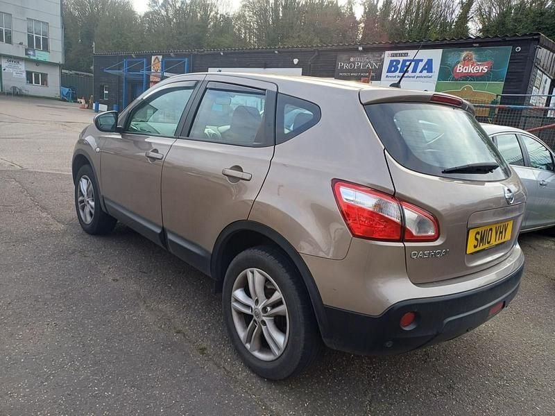 Used Nissan Qashqai Acenta 2010 Beige SUV