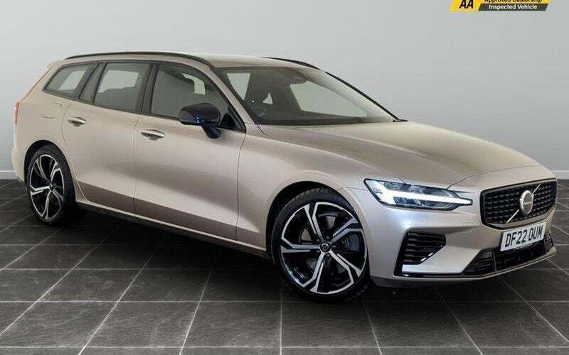 Used 2024 Volvo V60 Plus Estate | £23,995 (A bit pricey) - Image 1/2