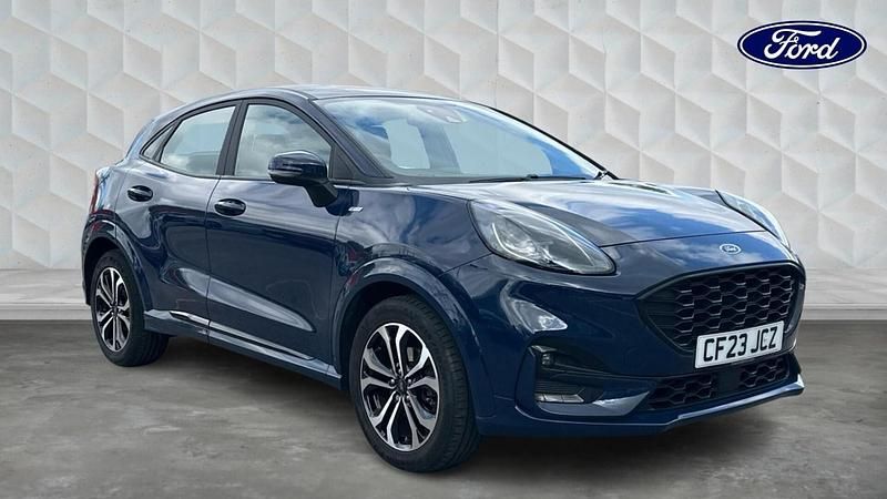 Begagnad Ford Puma ST-Line 2023 Blå SUV