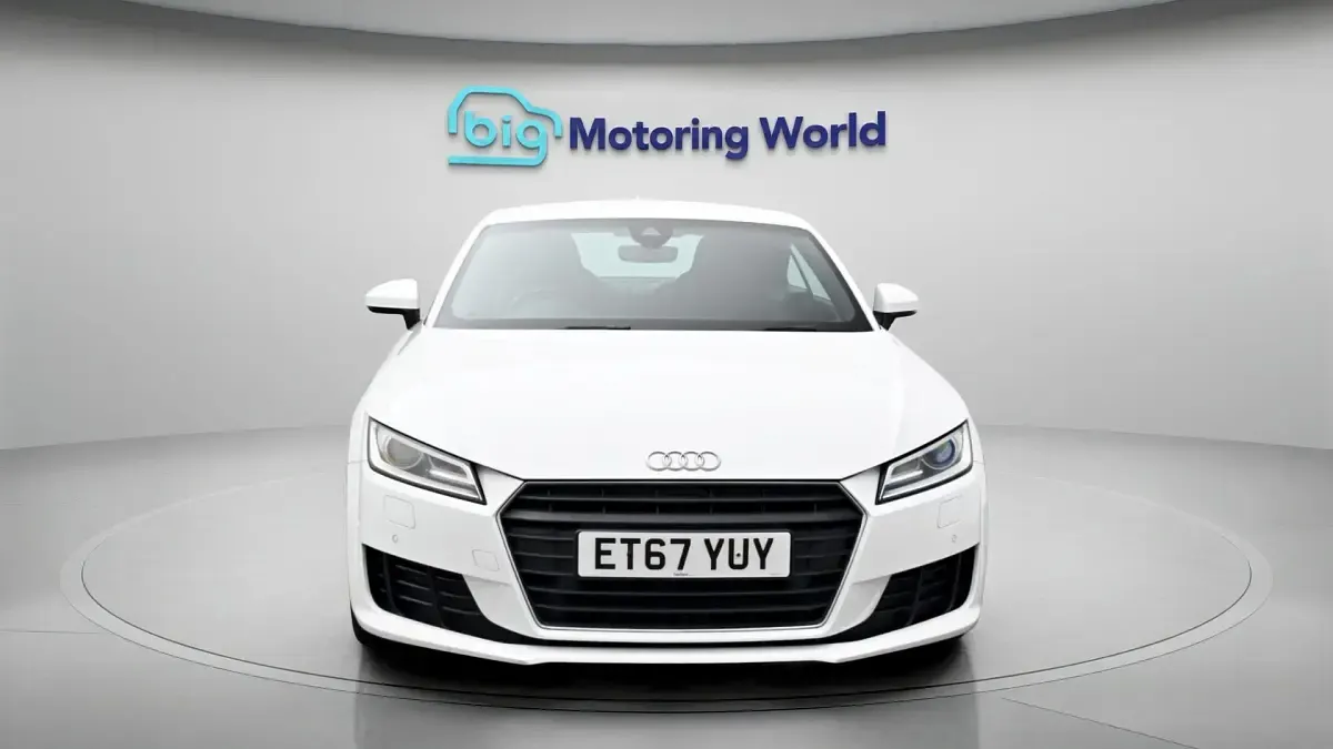Begagnad Audi TT Sport 230 HK (169 kW) 2017 Vit Sportkupé