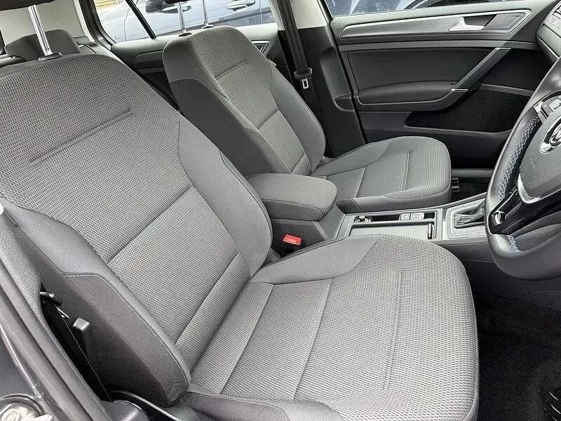 Used VW e-Golf 100 kW (136 HP) 2019 Grey Hatchback