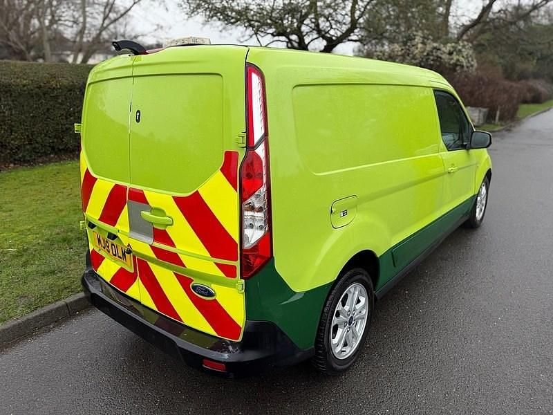 Used Ford Transit Connect Limited 120 HP (88 kW) 2019 Green MPV