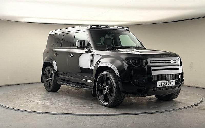 Usado Land Rover Defender HSE Dynamic 300 HP (220 kW) 2024 SUV