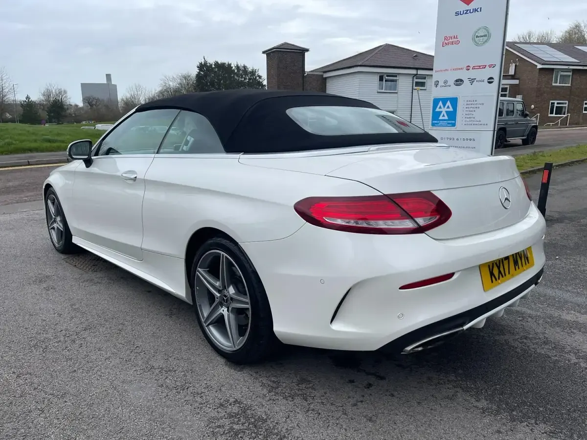 Second-hand Mercedes C300 AMG Line Premium Plus 245 CP (180 kW) 2017 Alb Cabrio