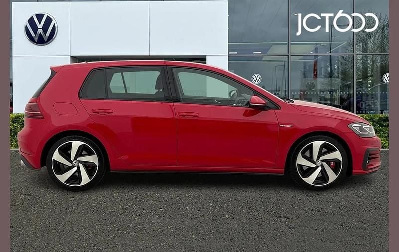 Used VW Golf VII GTI 241 HP (177 kW) 2019 Red Hatchback