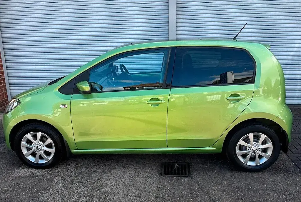 Used Skoda Citigo SE L 75 HP (55 kW) 2015 Green Hatchback