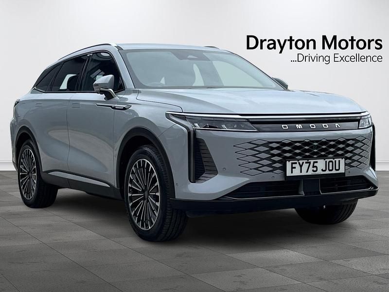 Used Omoda 9 537 HP (394 kW) 2025 Grey SUV