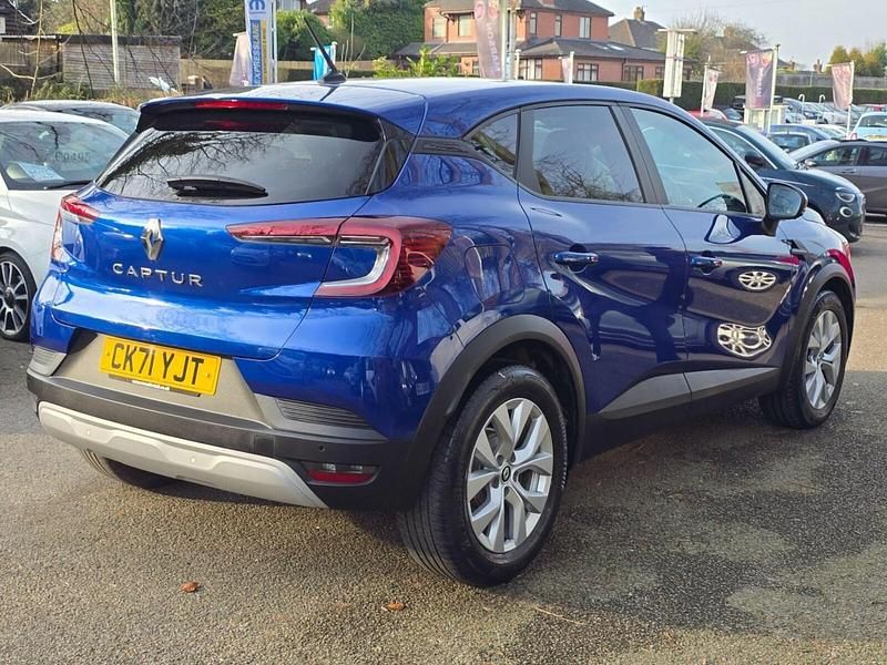 Used Renault Captur Iconic 2021 Blue SUV