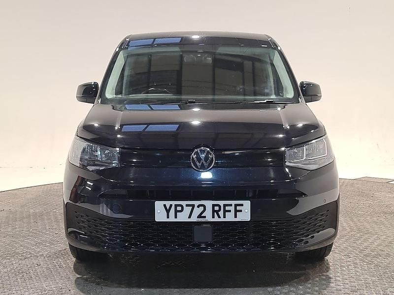 Used VW Caddy Maxi Pro 122 HP (89 kW) 2022 Black MPV