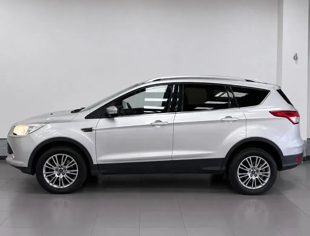Used Ford Kuga Titanium 140 HP (102 kW) 2014 Silver SUV