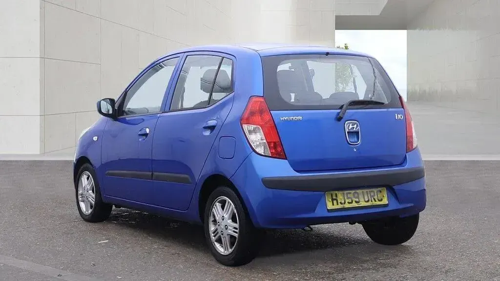 Used Hyundai i10 Comfort 77 HP (56 kW) 2009 Blue Hatchback