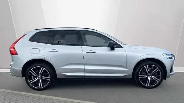 Used Volvo XC60 R-Design Pro 295 HP (216 kW) 2021 SUV