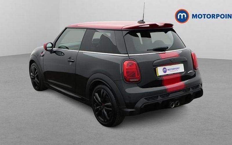 Used Mini John Cooper Works Comfort 231 HP (169 kW) 2021 Black Hatchback