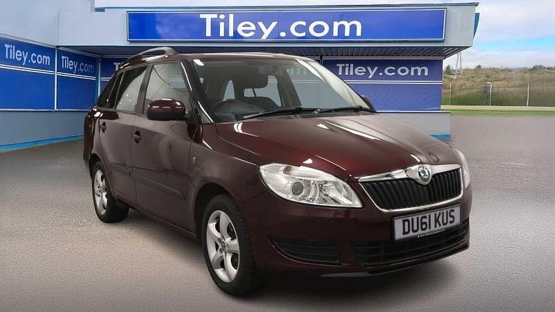 Maroon Used 2011 Skoda Fabia SE Estate | £5,490 (Fair price) - Image 1/2