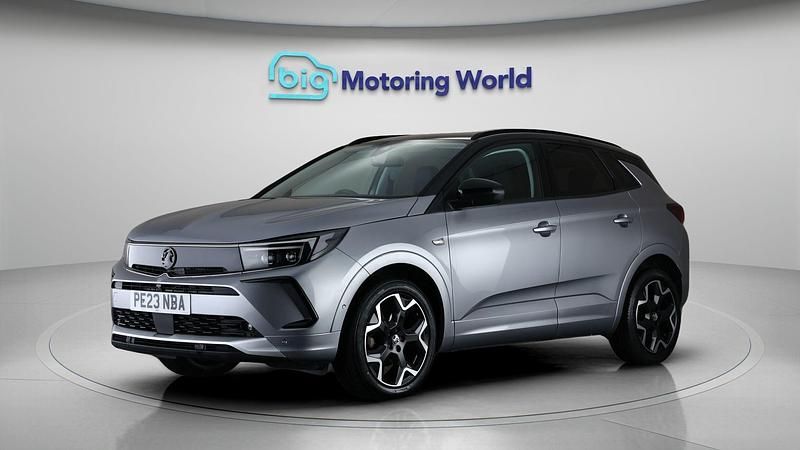 Used Vauxhall Grandland X Ultimate 131 HP (96 kW) 2023 Grey SUV