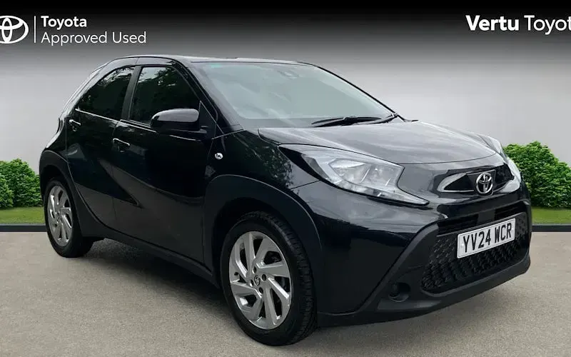 Used Toyota Aygo X PURE 72 HP (52 kW) 2024 SUV