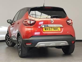 Second-hand Renault Captur Dynamique 110 CP (80 kW) 2017 Roșu SUV