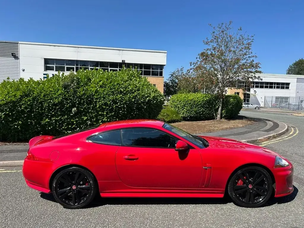 Used Jaguar XK Supercharged 502 HP (369 kW) 2011 Red Coupe