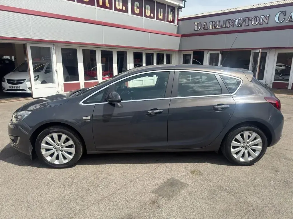 Used Vauxhall Astra Elite 115 HP (84 kW) 2012 Grey Hatchback