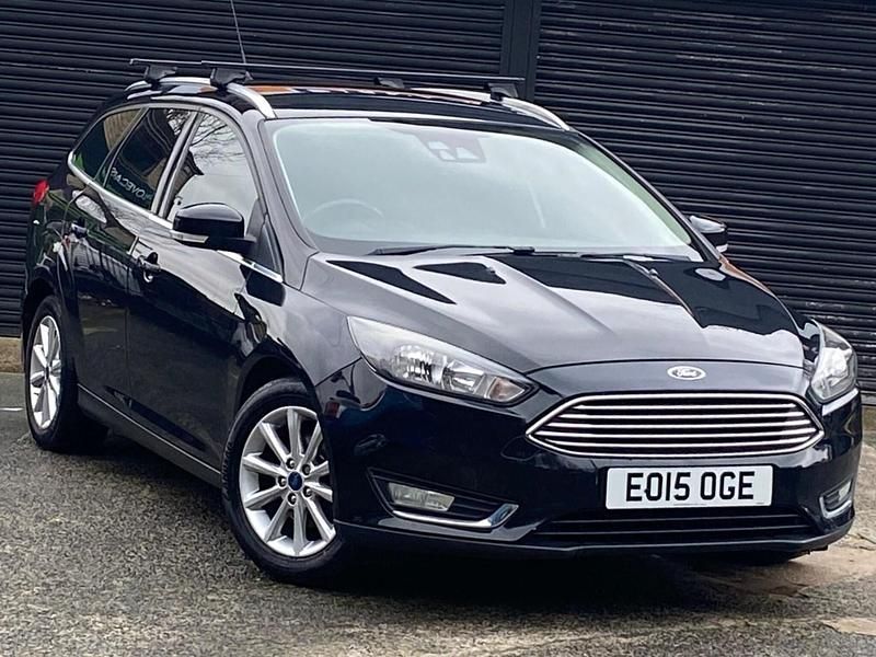 Used Ford Focus Titanium 125 HP (91 kW) 2015 Black Estate