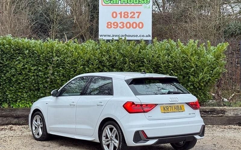 Usado Audi A1 Sportback S-Line 110 HP (80 kW) 2024 Citadino