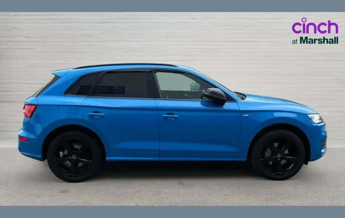 Used Audi Q5 Black Edition 190 HP (139 kW) 2019 Blue SUV