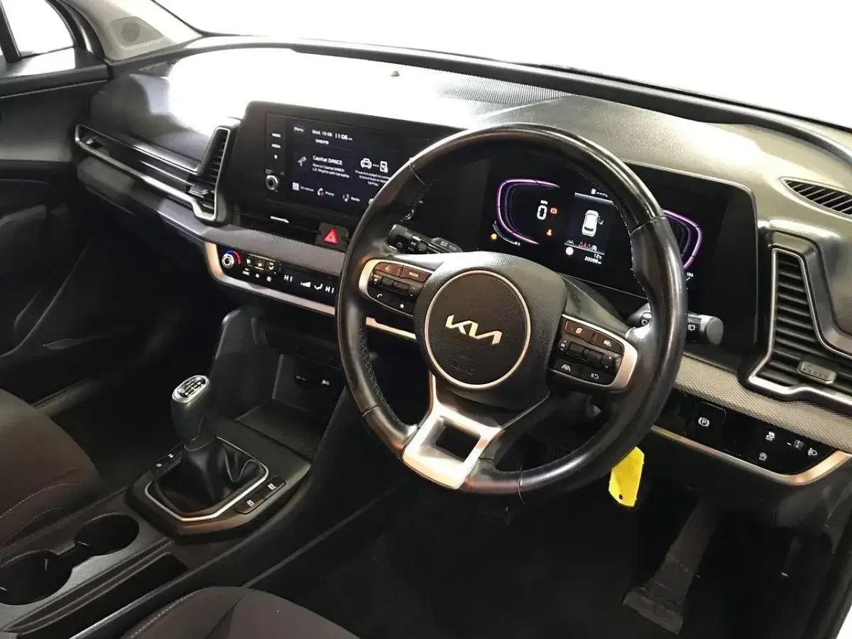 Used Kia Sportage 148 HP (108 kW) 2023 White SUV