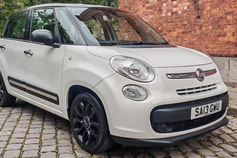 White Used 2013 Fiat 500L Pop Star MPV | £2,950 (Fair price) - Image 1/1