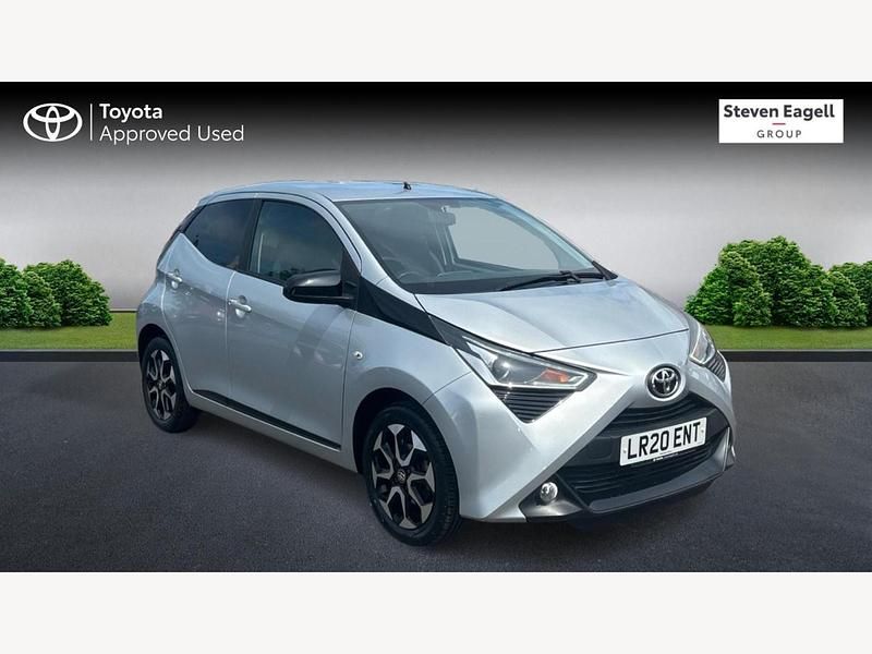 Silver Used 2020 Toyota Aygo Trend Hatchback | £9,728 (Fair price) - Image 1/3