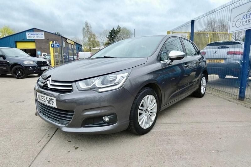 Usado Citroën C4 Flair 100 HP (73 kW) 2015 Cinzento Citadino