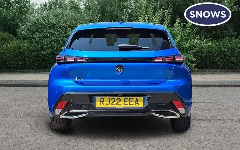 Used Peugeot 308 Allure Premium 131 HP (96 kW) 2022 Blue Hatchback