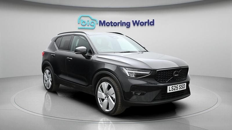 Used Volvo XC40 Plus 194 HP (142 kW) 2025 SUV