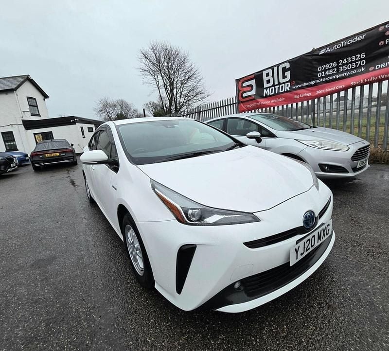 Used Toyota Prius Active 2025 White
