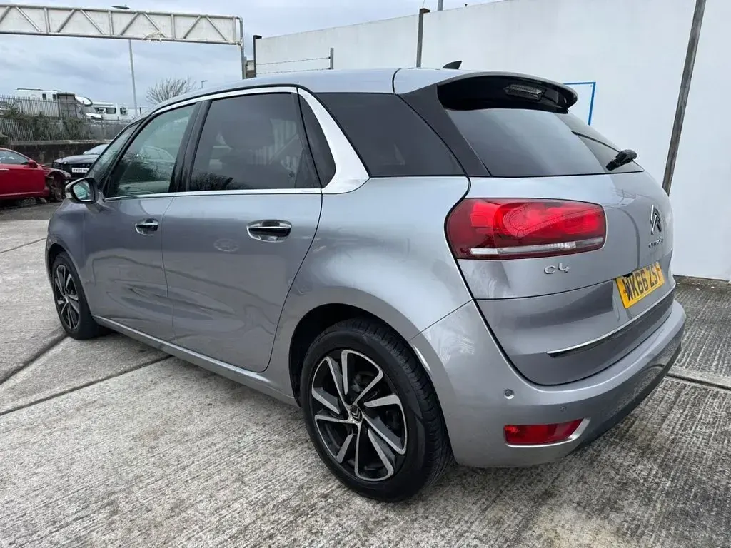 Used Citroën C4 Picasso Flair 120 HP (88 kW) 2017 Grey MPV