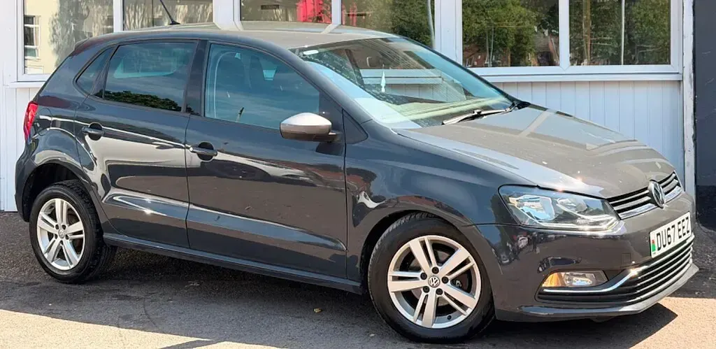 Used VW Polo Edition 60 HP (44 kW) 2017 Grey Hatchback