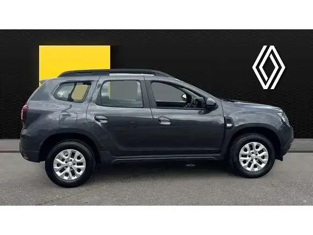 Usado Dacia Duster Comfort 115 CV (84 kW) 2021 Gris SUV