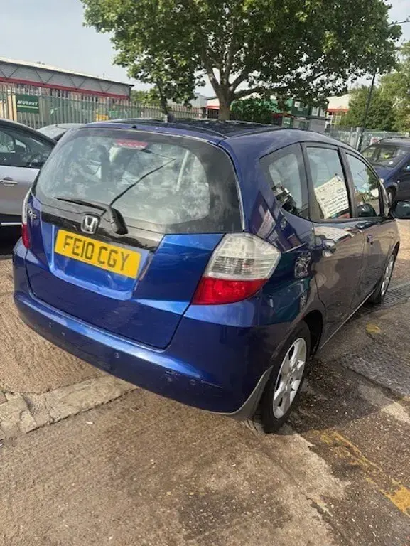 Used Honda Jazz ES 100 HP (73 kW) 2010 Blue Hatchback