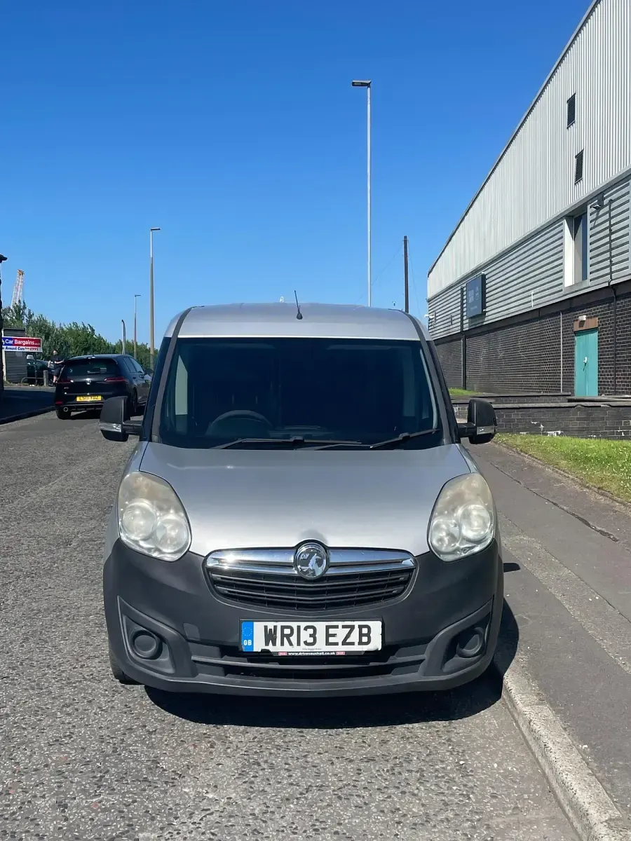 Used Vauxhall Combo 2013 Silver MPV