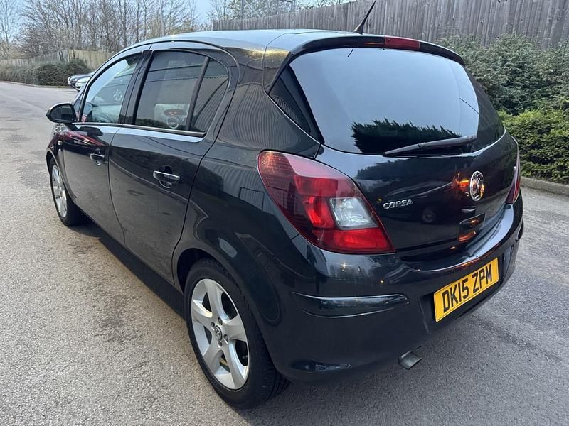 Used Vauxhall Corsa 100 HP (73 kW) 2015 Black Hatchback