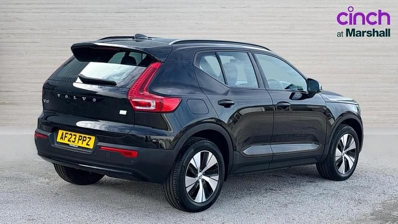Used Volvo XC40 Plus 211 HP (155 kW) 2023 Black SUV